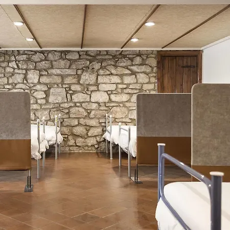 A In The Auberge de jeunesse *