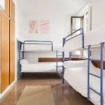 A In The Hostel San Sebastián