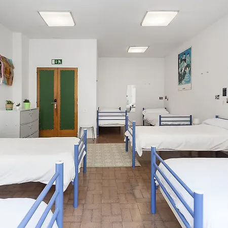 Hostal A In The