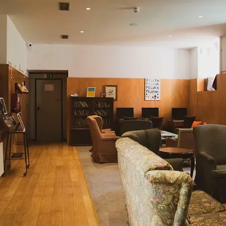 Auberge de jeunesse A In The