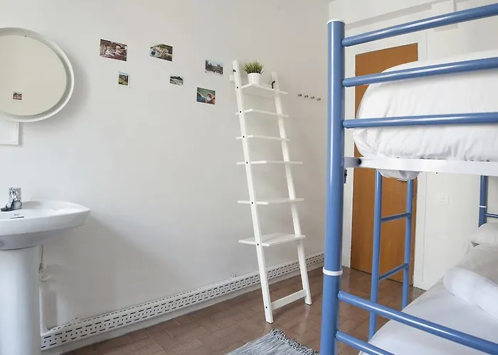 A In The * Saint-Sébastien