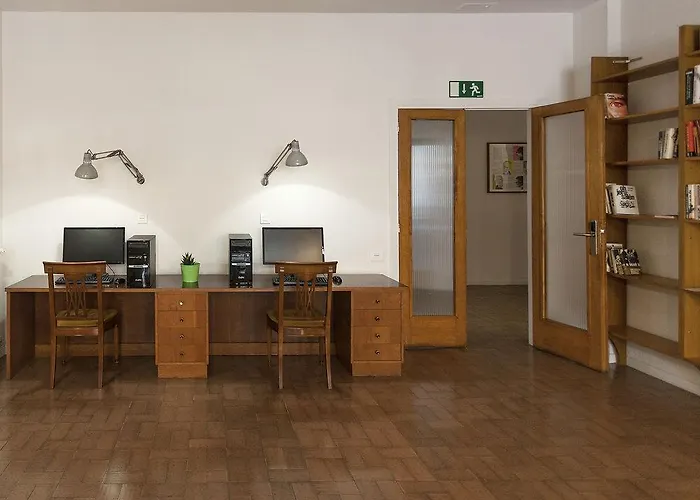 A In The Auberge de jeunesse